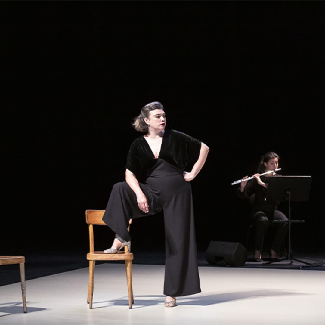 image de CARMEN. image de CARMEN.